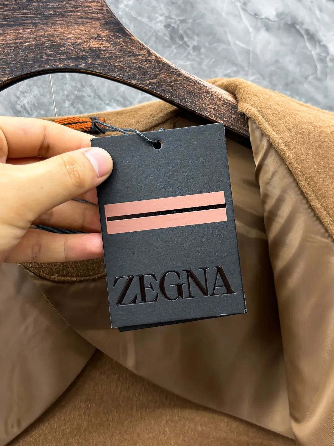（ ）Premium . . — ： “ ” “ ”， . ， ， ， 。 ： 80 .10% .10% . ， ， ， ， ， 。 ， ， ， ， Sizes：S-2XL